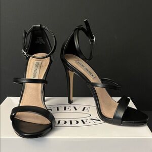 Steve Madden Elegant Black Heels